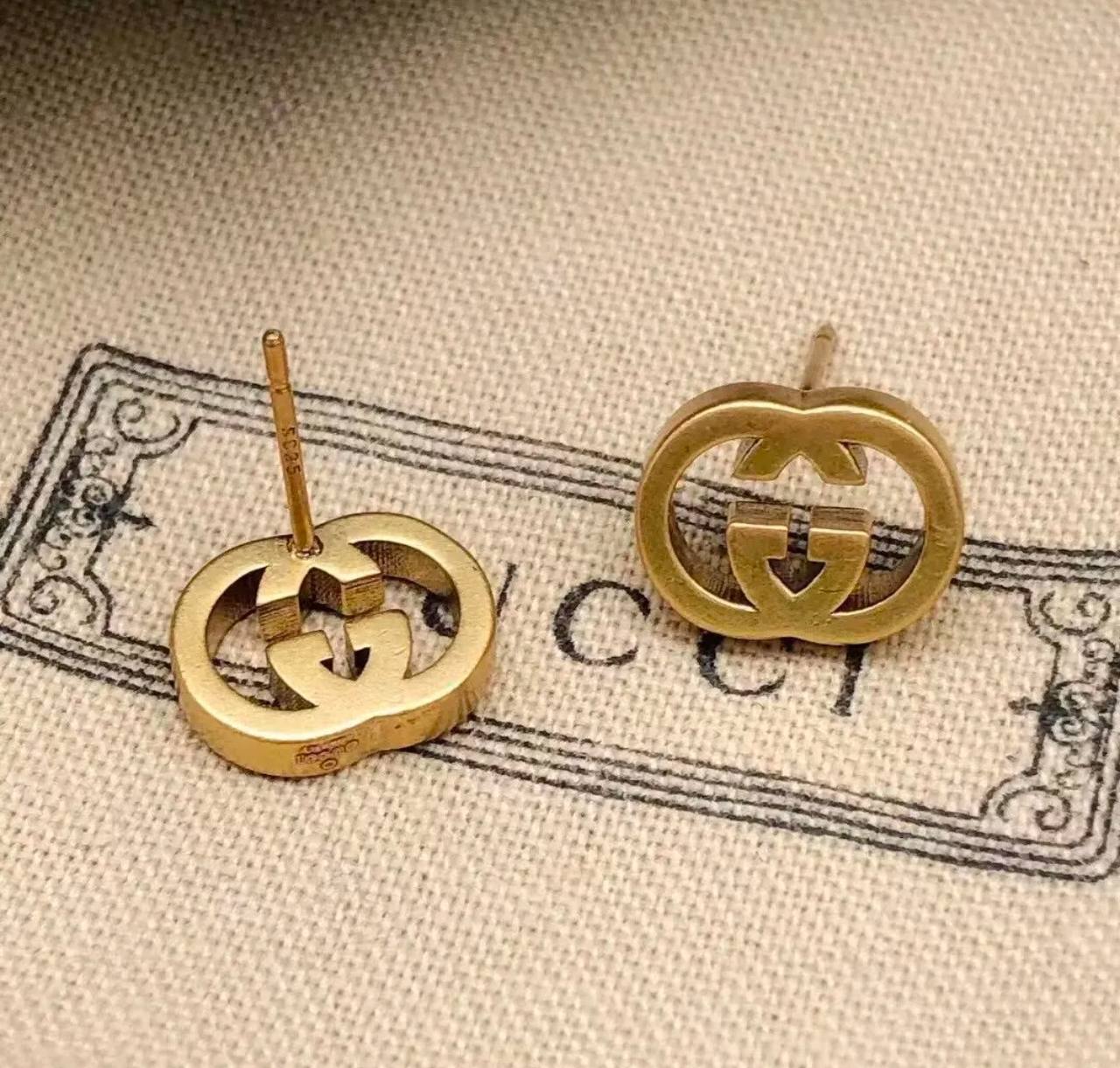 Earrings gold