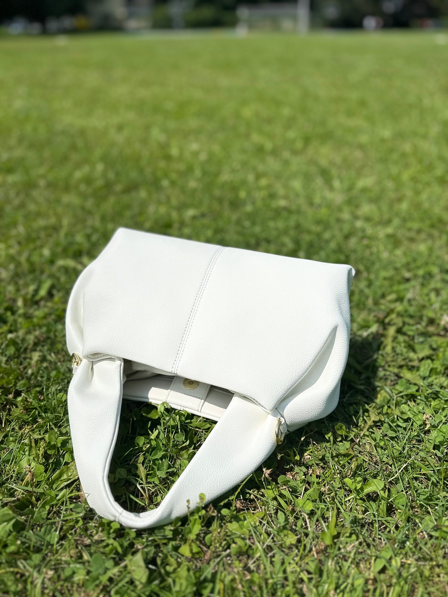 Number 9 White Niche design bag women 2024 new Crossbody bag Cloud Dumpling bag Tote bag High-end handbag