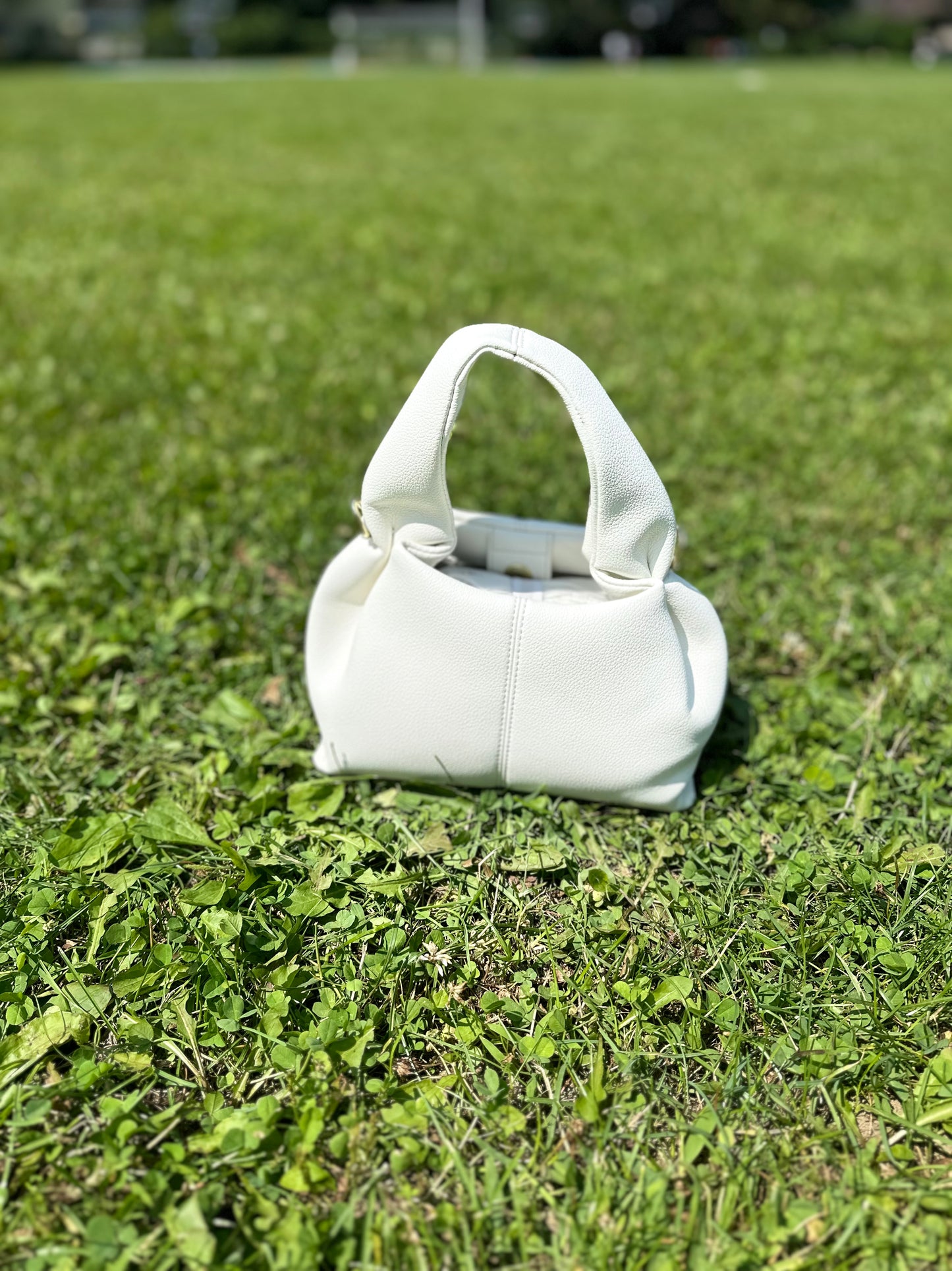 Number 9 White Niche design bag women 2024 new Crossbody bag Cloud Dumpling bag Tote bag High-end handbag